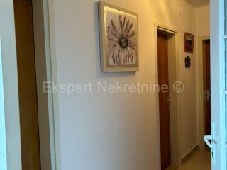 Flat in a building, Sale, Dugi rat, Jesenice