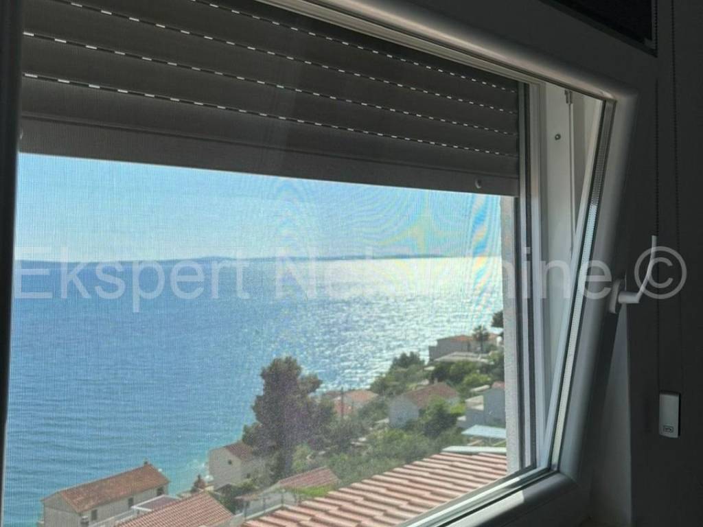 Flat in a building, Sale, Dugi rat, Jesenice