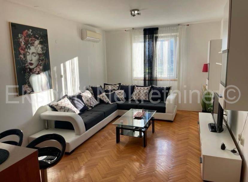 Flat in a building, Rent, Split, Split