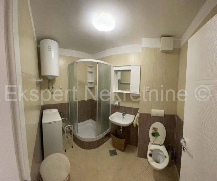 Flat in a building, Rent, Split, Split