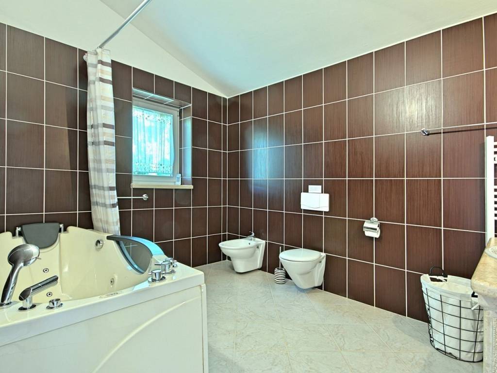Stone house, Sale, Kaštelir-Labinci, Kaštelir