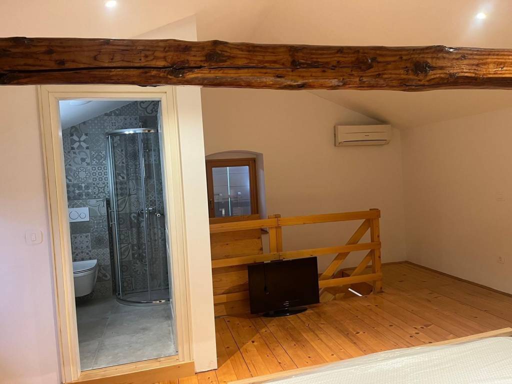 Kamena kuca, Prodaja, Porec, Porec