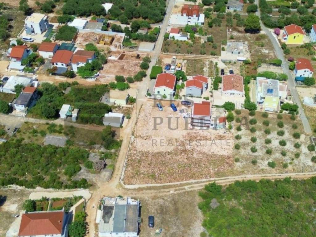 Plot for construction of mixed-use property, Sale, Janjina, Drače