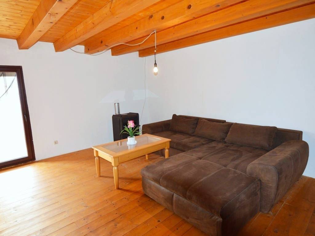 Stone house, Rent, Kaštelir-Labinci, Kaštelir