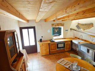 Stone house, Rent, Kaštelir-Labinci, Kaštelir