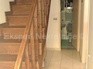 Flat in a house, Sale, Okrug, Okrug Gornji
