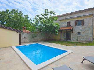 Stone house, Sale, Tinjan, Tinjan
