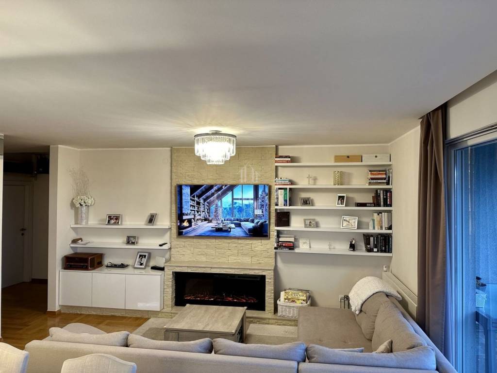 Flat in a building, Sale, Zagreb, Maksimir
