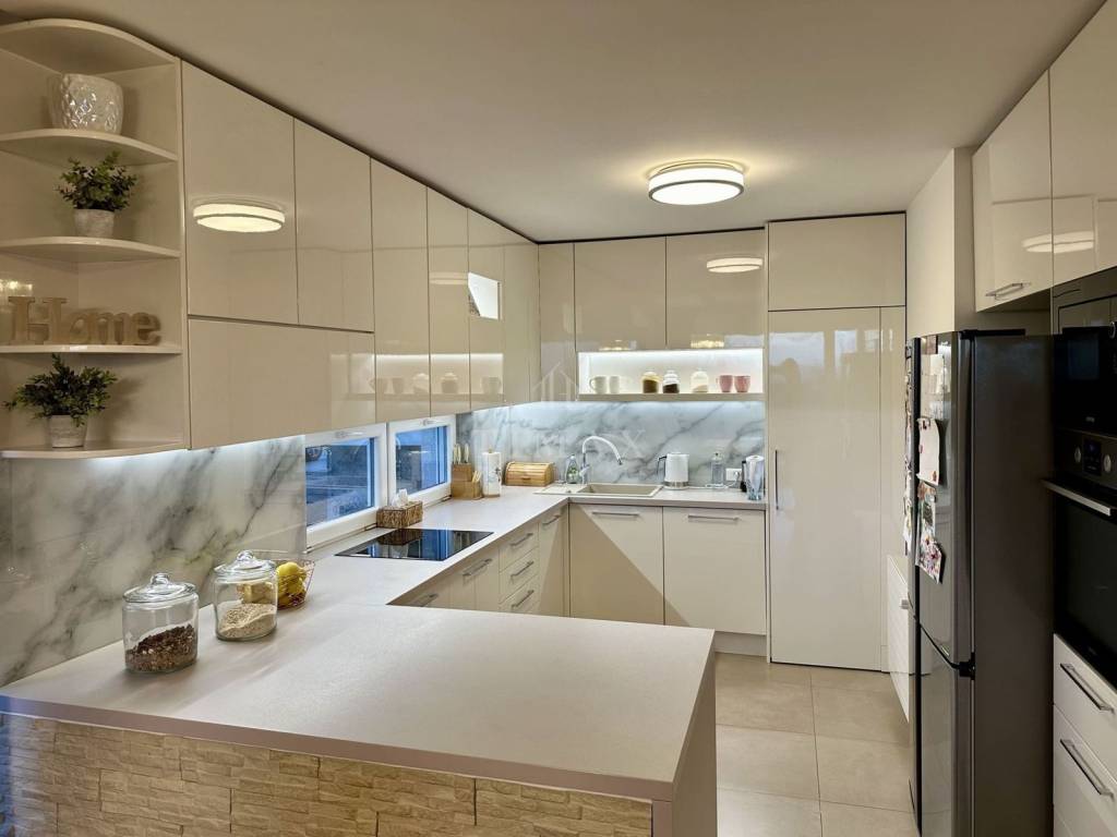 Flat in a building, Sale, Zagreb, Maksimir