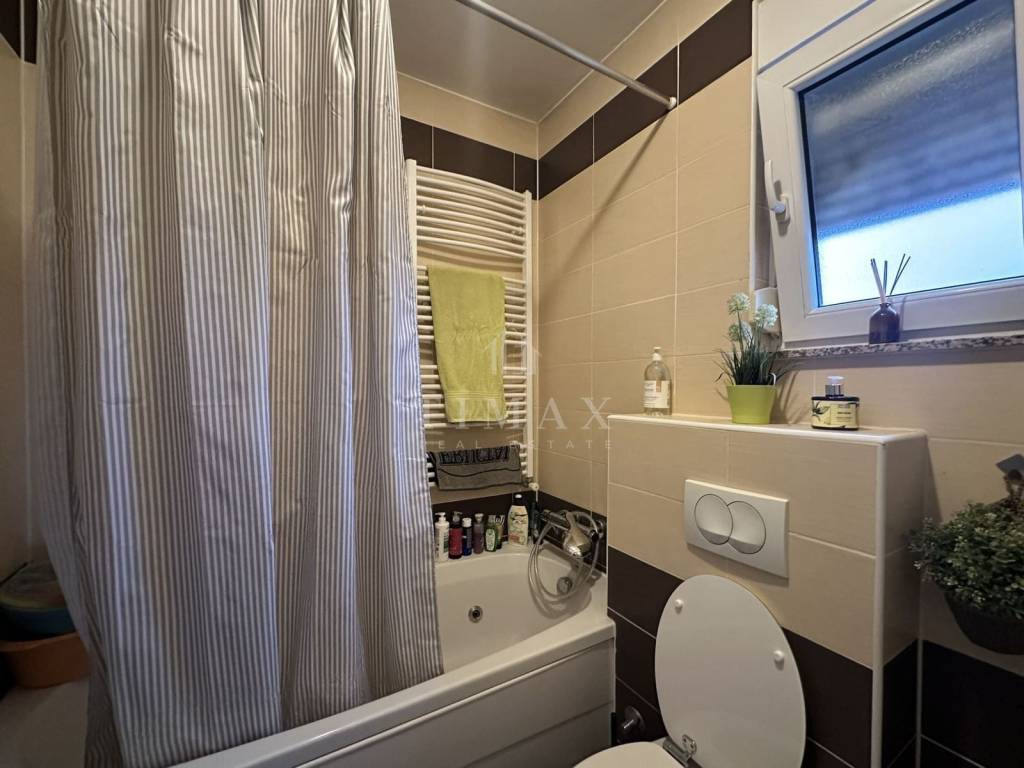 Flat in a building, Sale, Zagreb, Stenjevec