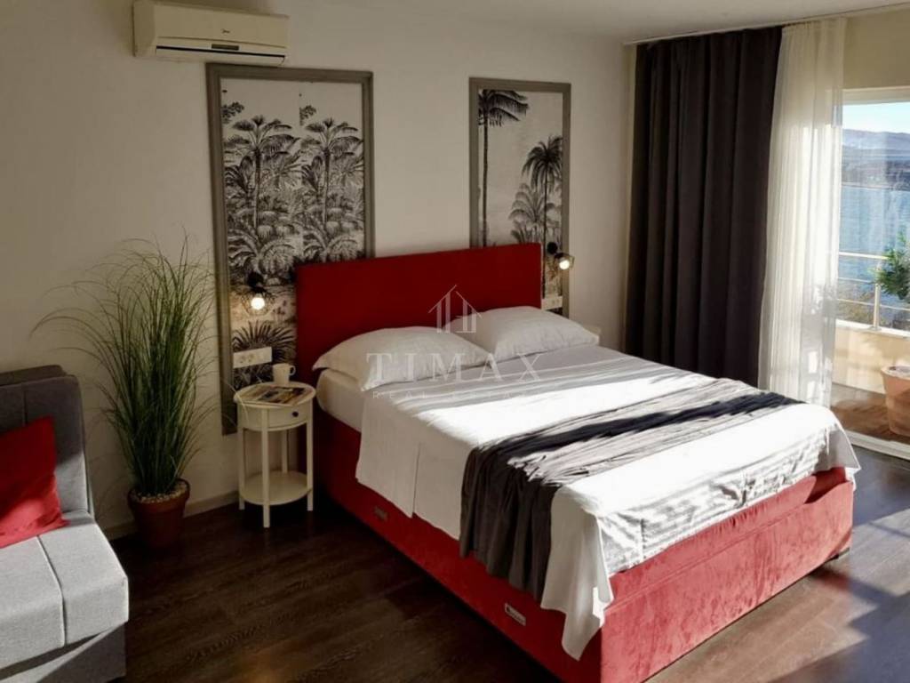 Residential-commercial property, Sale, Pag, Pag