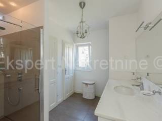 Flat in a house, Sale, Kaštela, Kaštel Lukšić