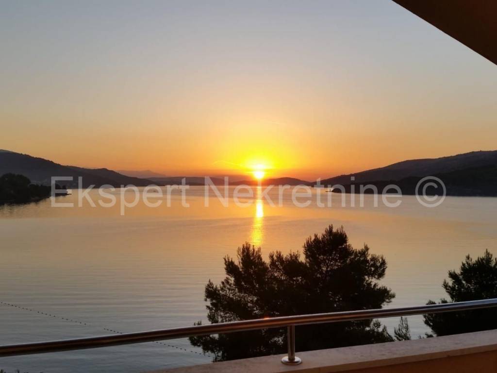 Flat in a building, Sale, Marina, Marina