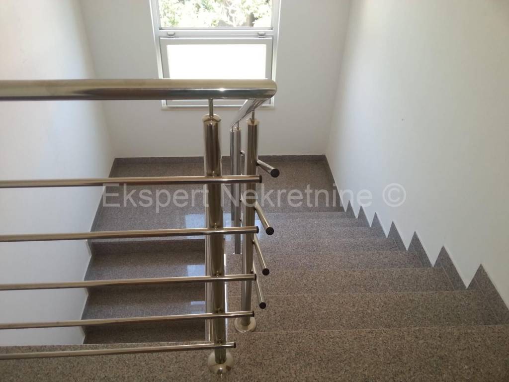 Flat in a building, Sale, Marina, Marina