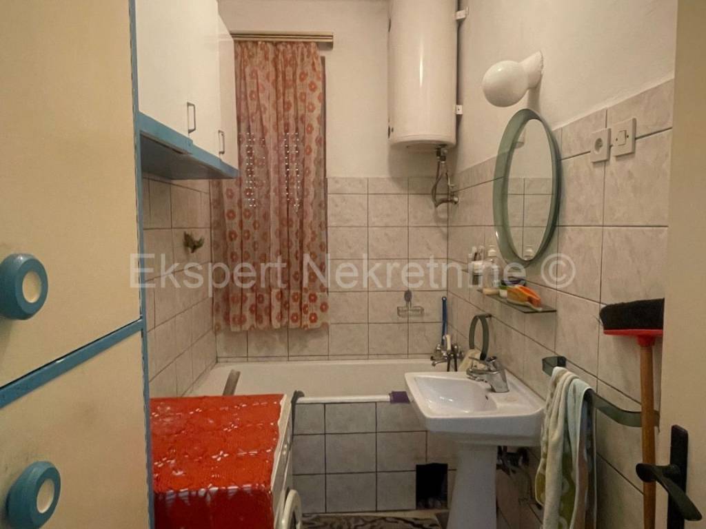 Flat in a building, Sale, Split, Split