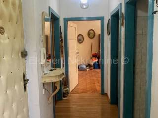 Flat in a building, Sale, Split, Split