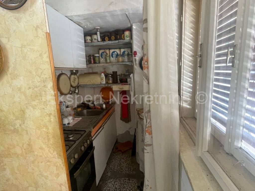 Flat in a building, Sale, Split, Split