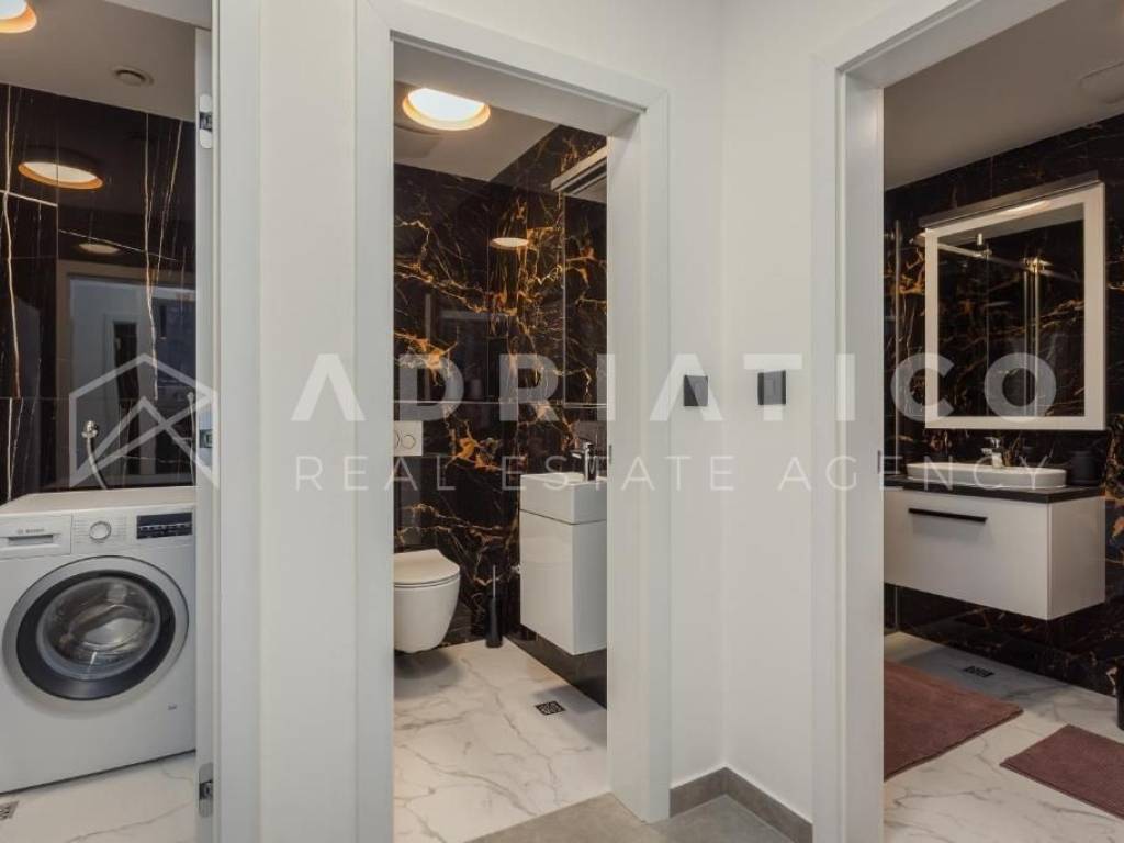 Flat in an urban villa, Sale, Fažana, Fažana