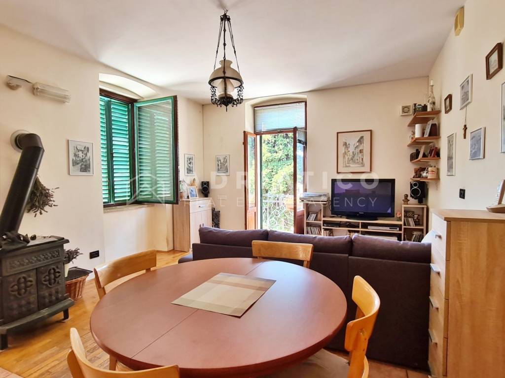 Stan u starijoj zgradi, Prodaja, Rovinj, Rovinj