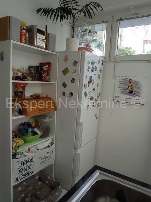 Flat in a building, Sale, Split, Split