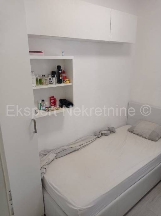 Flat in a building, Sale, Split, Split