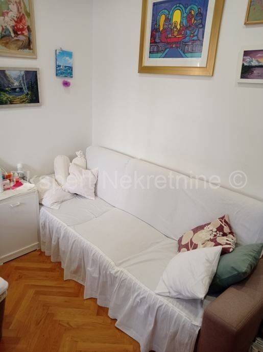 Flat in a building, Sale, Split, Split