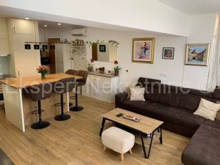 Flat in a building, Sale, Rogoznica, Rogoznica