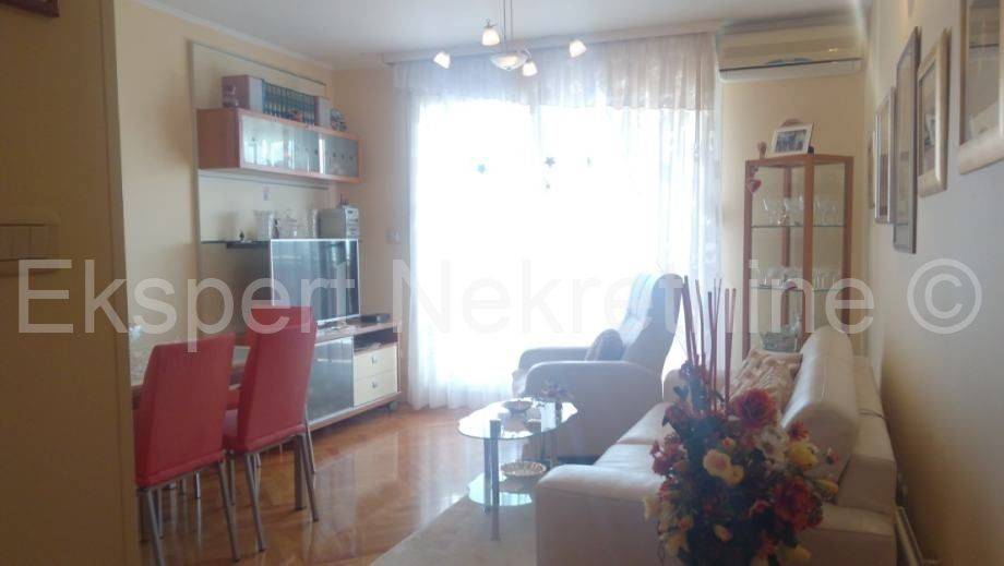 Flat in a building, Sale, Split, Split