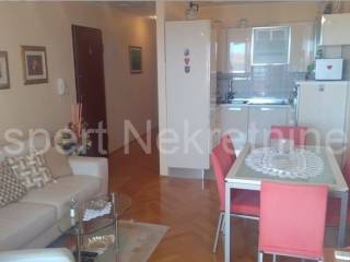 Flat in a building, Sale, Split, Split