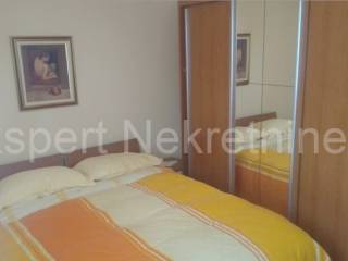 Flat in a building, Sale, Split, Split