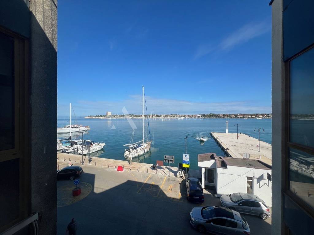 Flat in a building, Sale, Umag, Umag