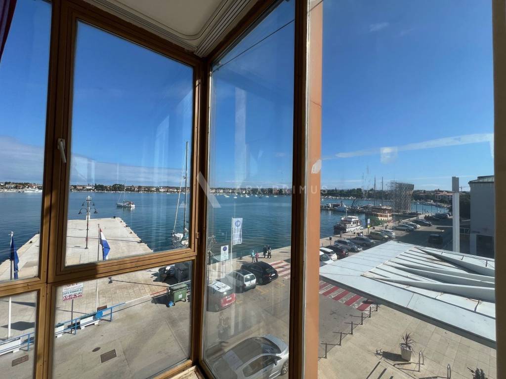 Flat in a building, Sale, Umag, Umag