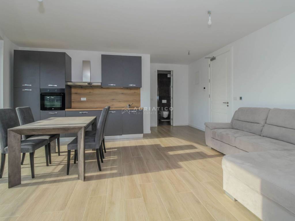 Flat in a building, Sale, Poreč, Poreč