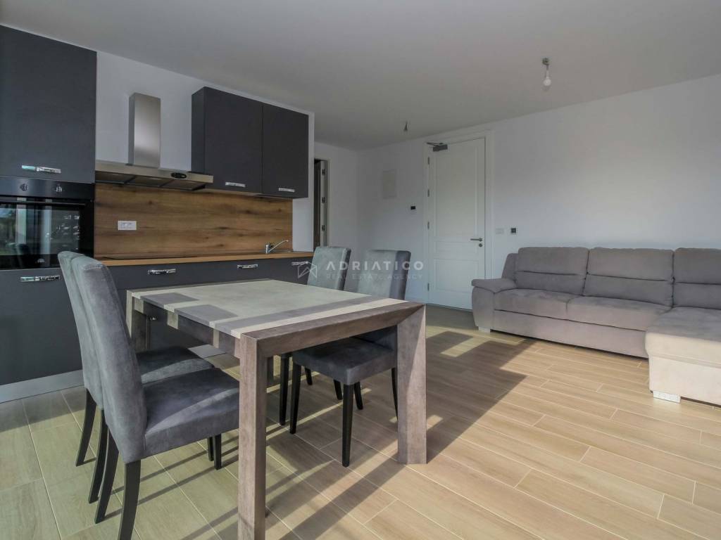Flat in a building, Sale, Poreč, Poreč