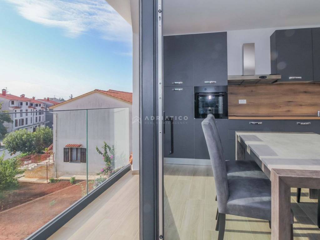 Flat in a building, Sale, Poreč, Poreč