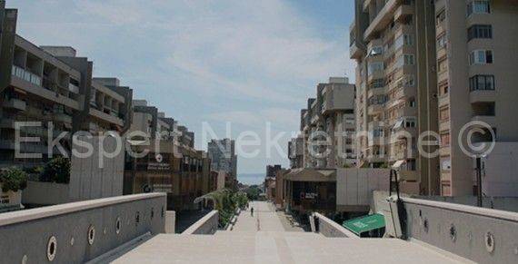 Flat in a building, Sale, Split, Split