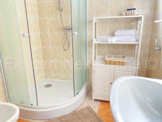 Terraced house, Sale, Milna, Milna