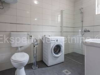 Terraced house, Sale, Milna, Milna