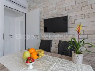 Terraced house, Sale, Milna, Milna