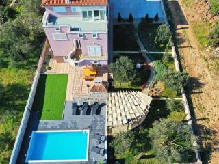 House with apartments, Sale, Pašman, Pašman