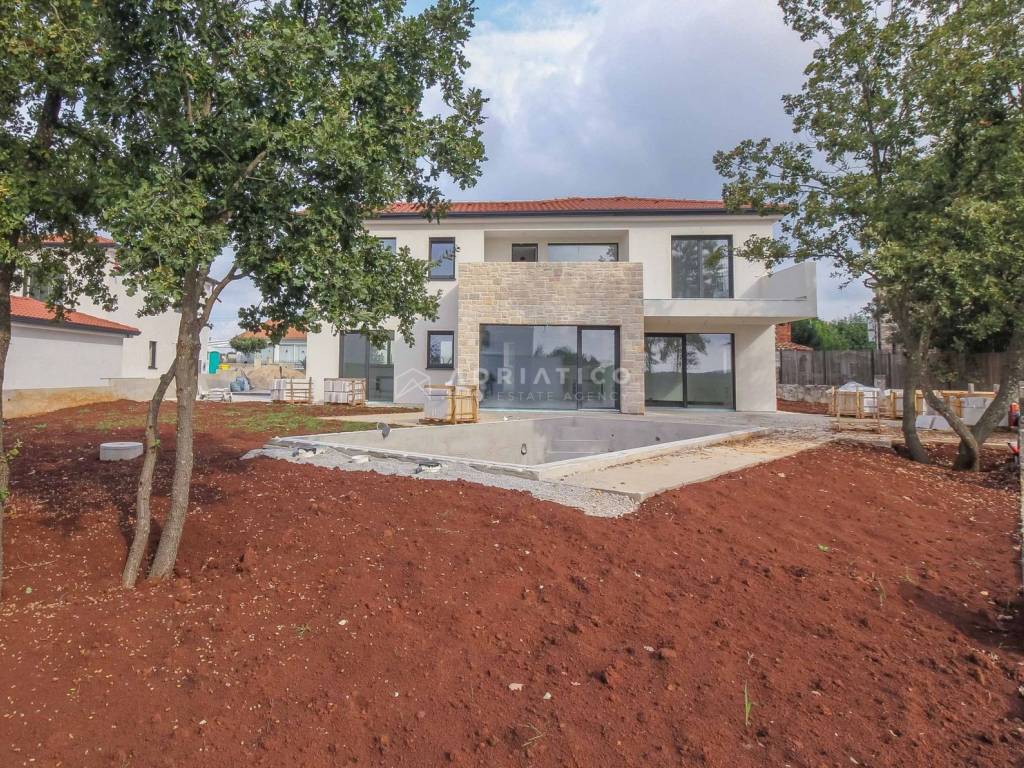 Leasure property, Sale, Sveti Lovreč, Stranići kod Lovreča