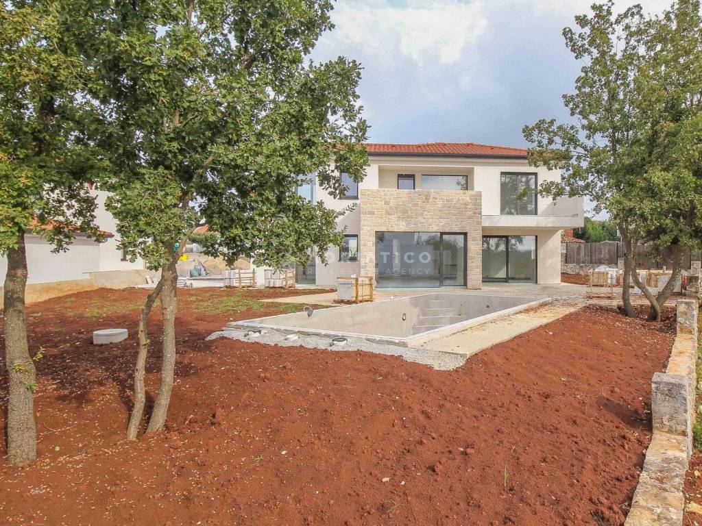 Leasure property, Sale, Sveti Lovreč, Stranići kod Lovreča