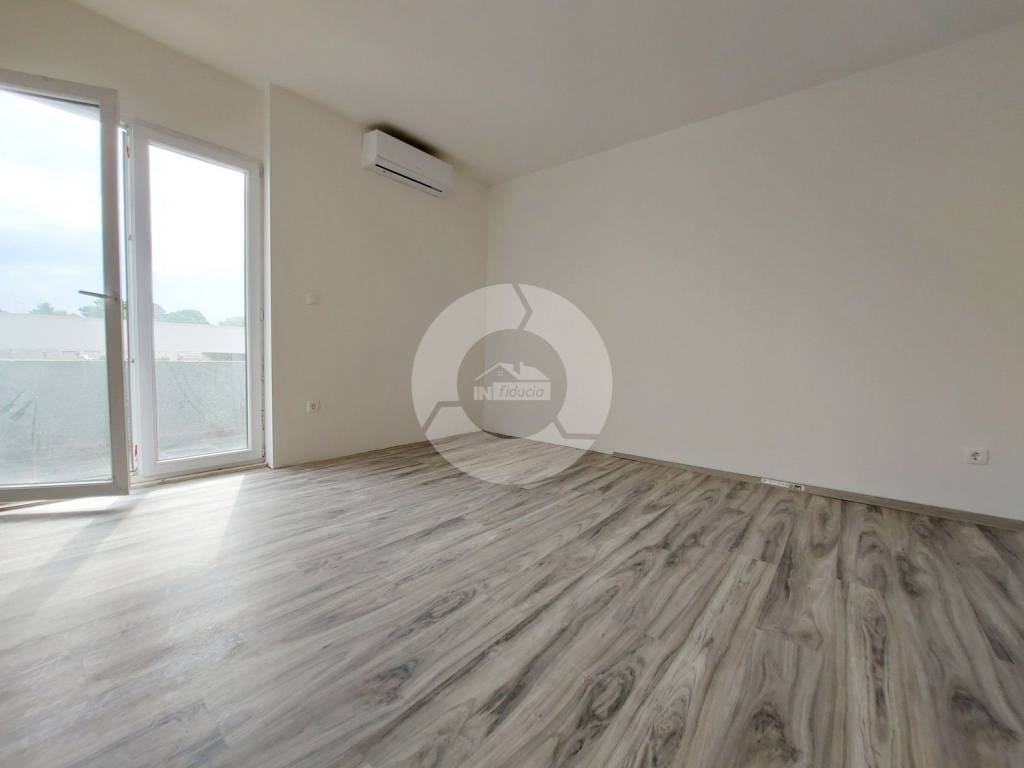 Flat in a building, Sale, Pula, Pula
