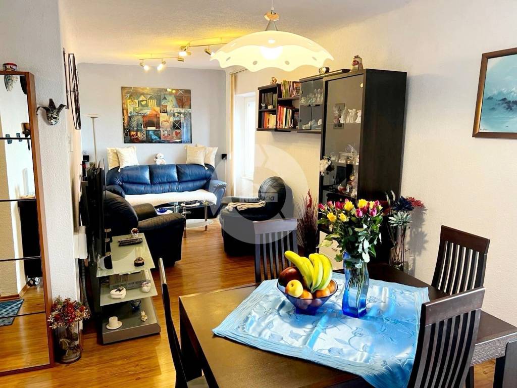 Stan u starijoj zgradi, Prodaja, Rovinj, Rovinj