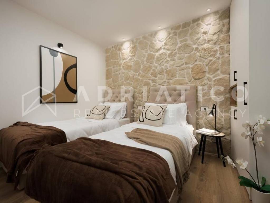 Flat in older building, Sale, Rovinj, Rovinj