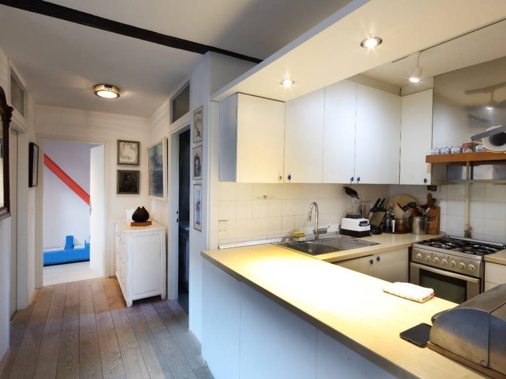 Flat in a building, Sale, Zagreb, Donji Grad