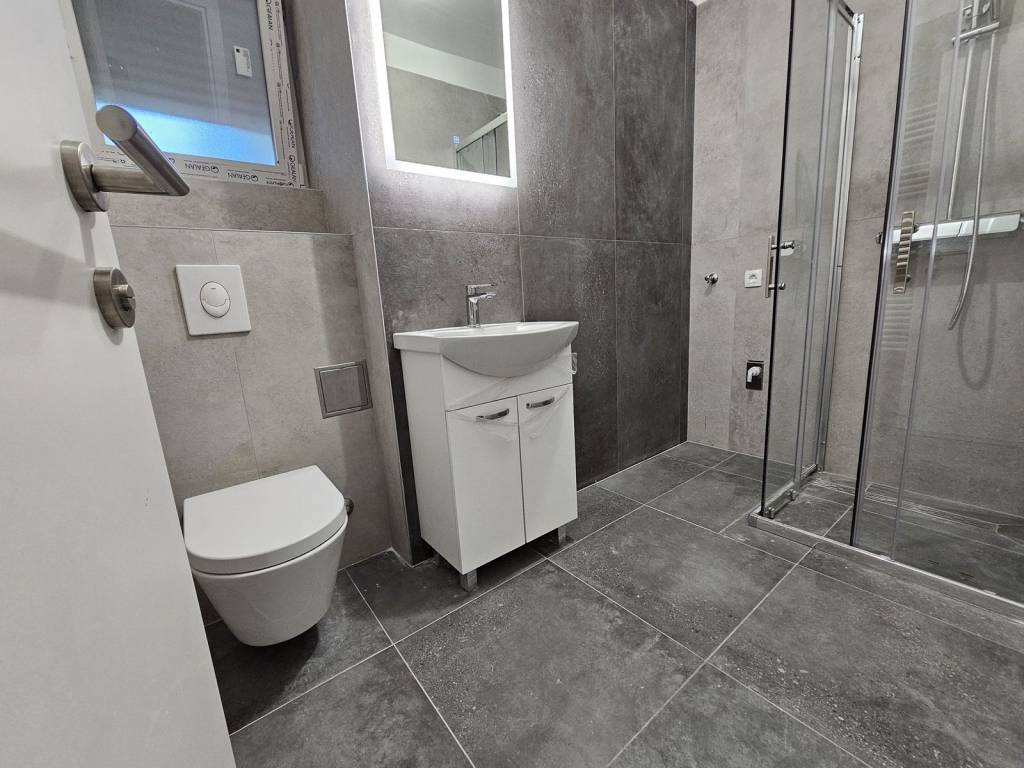Flat in a building, Sale, Rijeka, Zapad