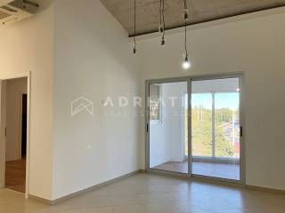 Flat in a building, Sale, Pula, Pula
