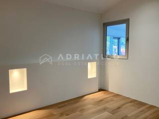 Flat in a building, Sale, Pula, Pula