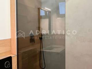 Flat in a building, Sale, Pula, Pula